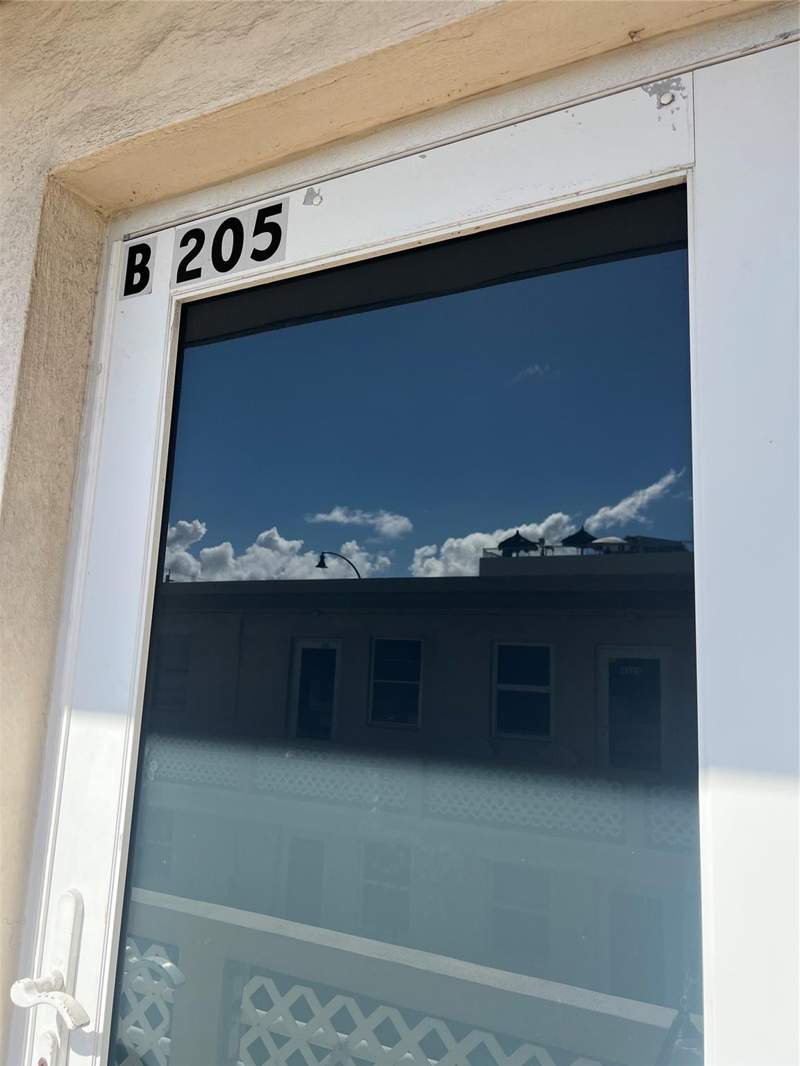 1 bedroom Condominium at 1315 N Ocean Drive #205, SUN AND SAND, Hollywood — photo 3