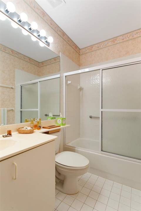 9551 Weldon Circle #404, Fort Lauderdale FL - photo 16 of 26