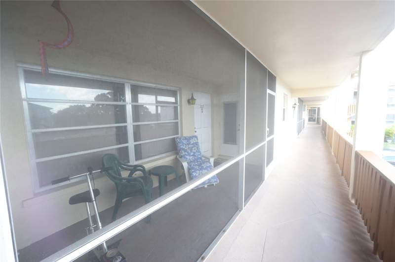 2 bedroom Stock Cooperative at 601 Pine Drive #207, Garden Isles 3, Pompano Beach — photo 4