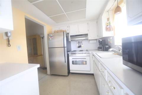 601 Pine Drive #207, Pompano Beach FL - photo 7 of 21