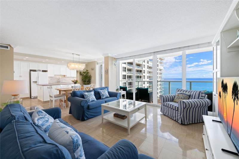 2 bedroom Condominium at 4300 N Ocean Boulevard #15E, Plaza East, Fort Lauderdale — photo 3