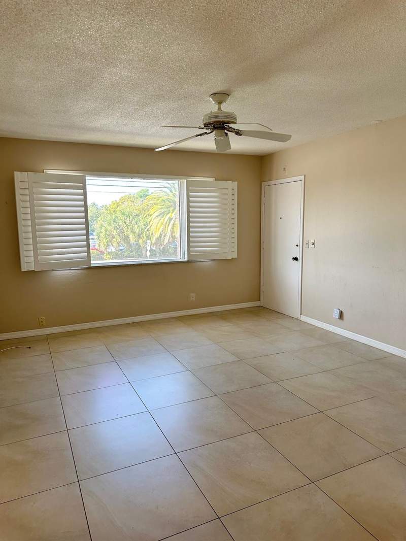 2 bedroom Stock Cooperative at 350 S Cypress Road #522, Virginian Apartments, Pompano Beach — photo 3