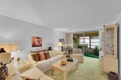 9360 Lime Bay Boulevard #207, Tamarac FL - photo 8 of 25