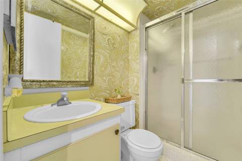 9360 Lime Bay Boulevard #207, Tamarac FL - photo 20 of 25