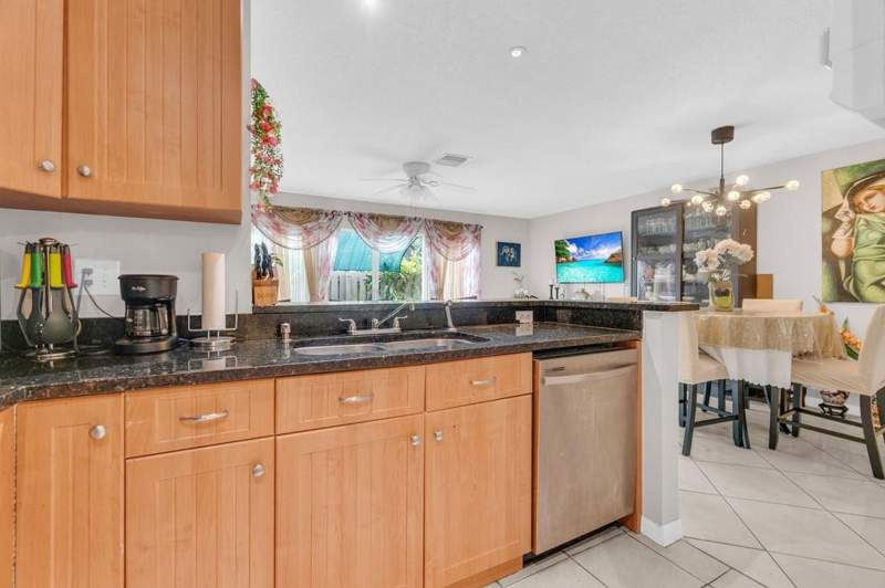 3 bedroom Townhouse at 3611 NW 122nd Terrace #3611, Twin Fountains, Sunrise — photo 5