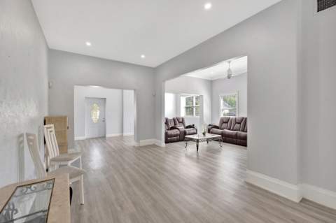 901 W Las Olas Boulevard, Fort Lauderdale FL - photo 19 of 53