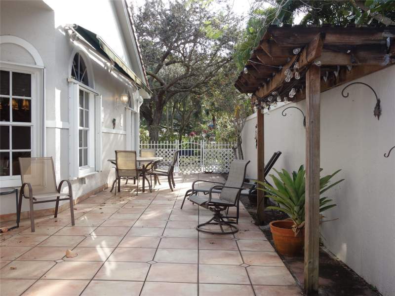 3 bedroom Condominium at 4106 Carriage Drive #5C, Misty Oaks, Pompano Beach — photo 2