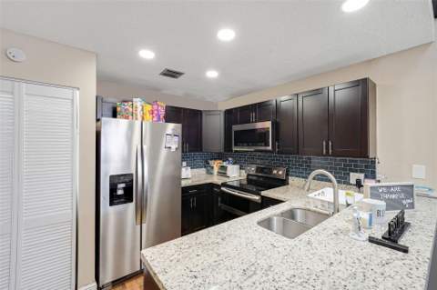 2029 Winners Circle #2029, North Lauderdale FL - photo 6 of 18
