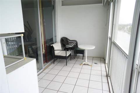 303 N Riverside Drive #Ph-4, Pompano Beach FL - photo 16 of 52