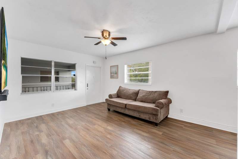 2 bedroom Condominium at 7401 Pines Boulevard #201, Pembroke House Condo, Pembroke Pines — photo 5