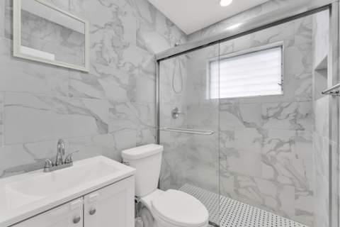 7401 Pines Boulevard #201, Pembroke Pines FL - photo 13 of 29