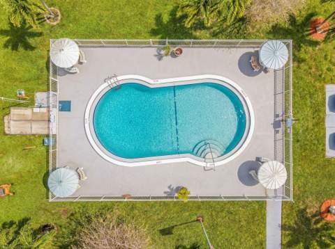 7401 Pines Boulevard #201, Pembroke Pines FL - photo 22 of 29