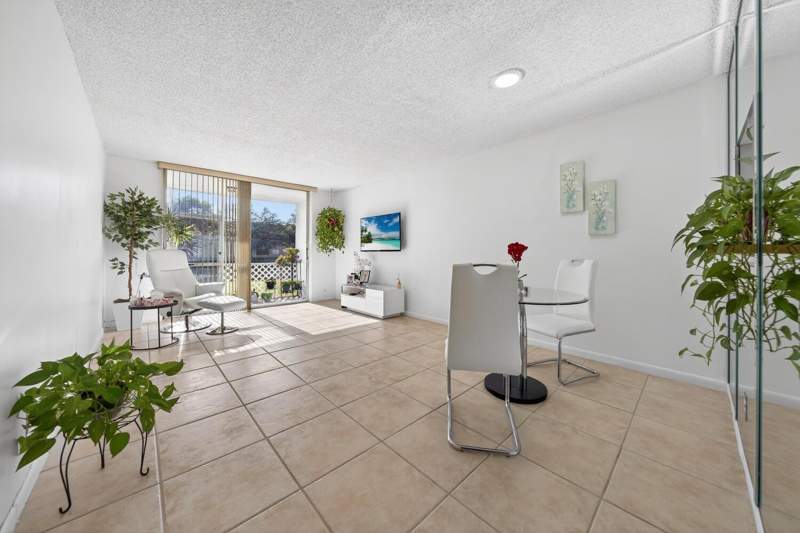 1 bedroom Condominium at 9281 Sunrise Lakes Boulevard #107, Sunrise Lakes Phase III, Sunrise — photo 3