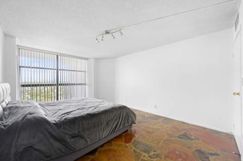 600 Parkview Drive #1111 (Ph11), Hallandale Beach FL - photo 16 of 26