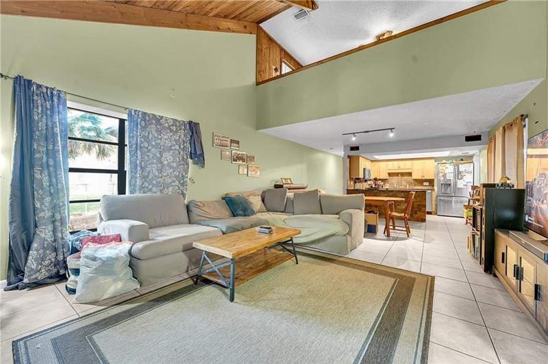 2 bedroom Single Family Residence at 7103 Arthurs Road, Lakewood Park, Fort Pierce — photo 3