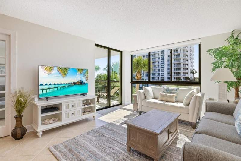 2 bedroom Condominium at 2800 N Highway A1a #307, Barclay Beach Club, Fort Pierce — photo 5