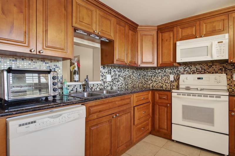 2 bedroom Condominium at 2003 Granada Drive #L4, Wynmoor Golf Village, Coconut Creek — photo 4