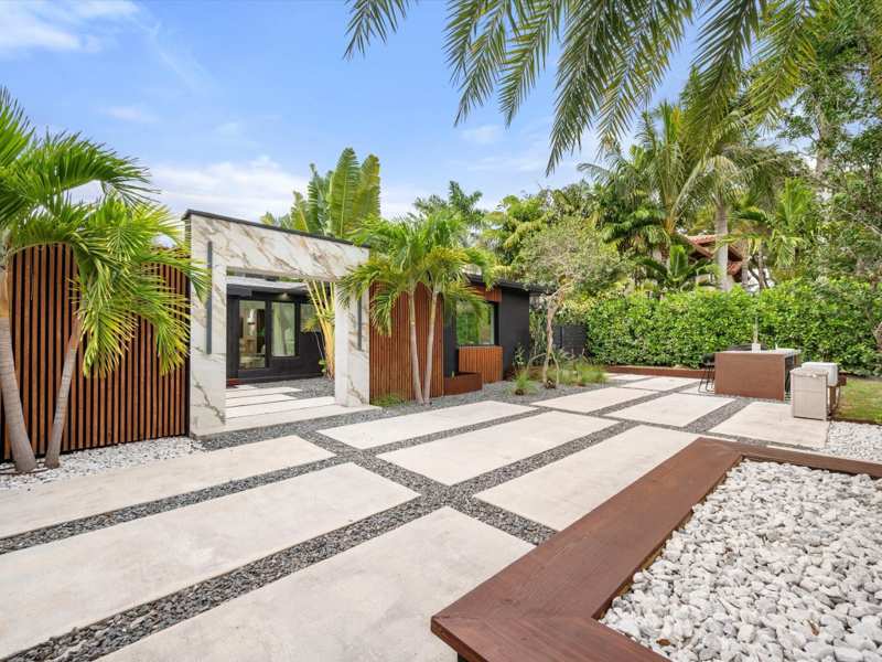 4 bedroom Single Family Residence at 2711 NE 19th Street, Coral Ridge North Add 24-, Fort Lauderdale — photo 1