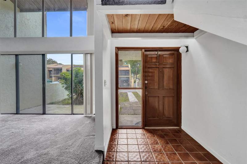 3 bedroom Townhouse at 750 E Coco Plum Circle #2, Majestic View, Plantation — photo 3
