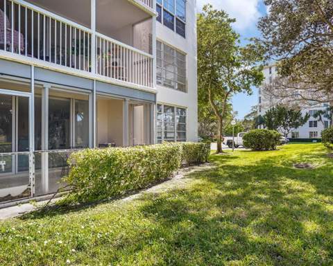 3090 N Course Drive #112, Pompano Beach FL - photo 12 of 24