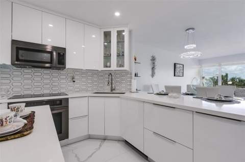 3333 NE 34th Street #304, Fort Lauderdale FL - photo 8 of 38