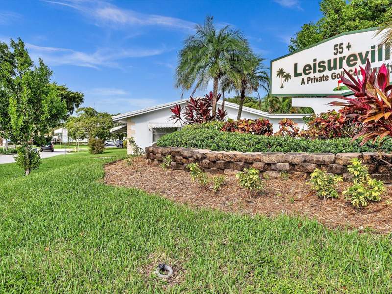2 bedroom Condominium at 2501 W Golf Boulevard #234, Leisureville, Pompano Beach — photo 1