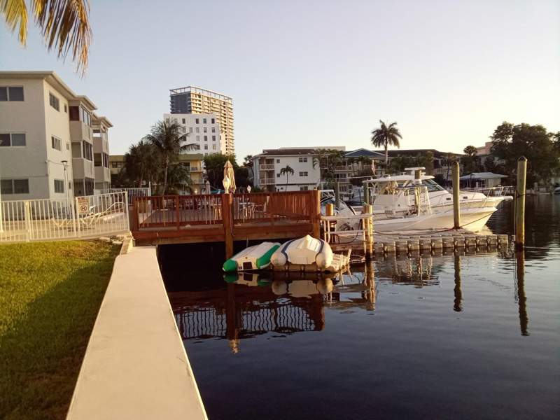 2 bedroom Condominium at 462 Golden Isles Drive #110, Woodlake Apts Condo, Hallandale Beach — photo 4