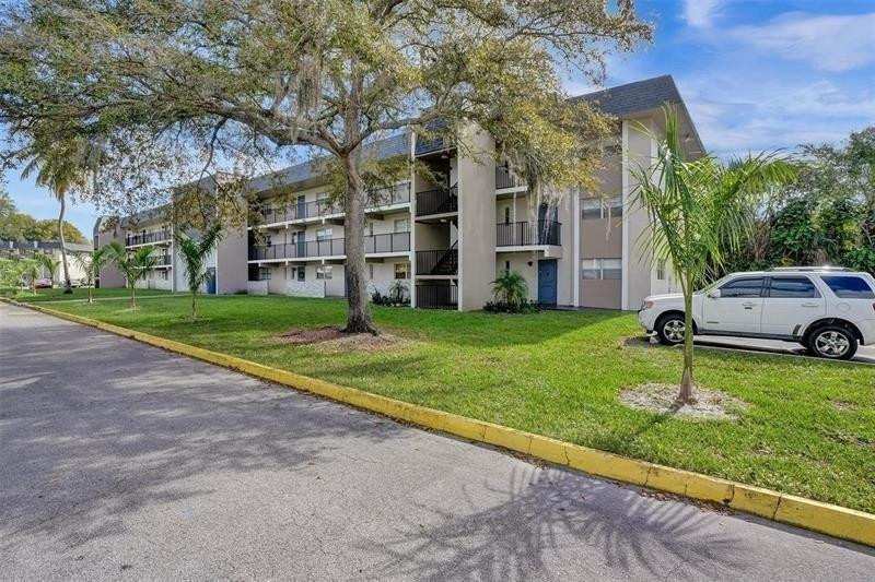 2 bedroom Condominium at 8000 Colony Circle #201, Versailles Gardens Condo, Tamarac — photo 1