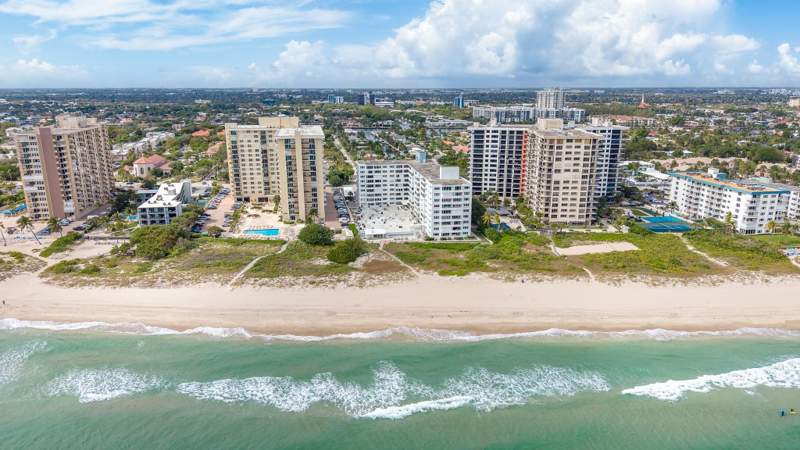2 bedroom Stock Cooperative at 1850 S Ocean Boulevard #502, Crane Crest Apts Co-op, Pompano Beach — photo 4