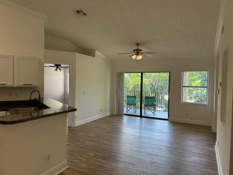 9999 Summerbreeze Drive #105, Sunrise FL - photo 11 of 37