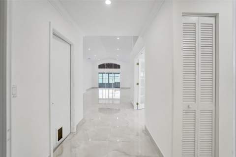 4966 SW 33rd Terrace, Hollywood FL - photo 8 of 66