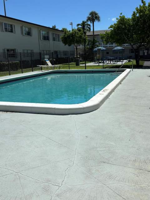 440 SE 2nd Avenue #21, Deerfield Beach FL - photo 12 of 16