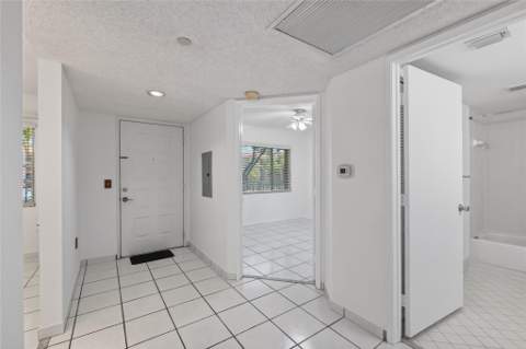 900 SW 142nd Avenue #213l, Pembroke Pines FL - photo 7 of 38