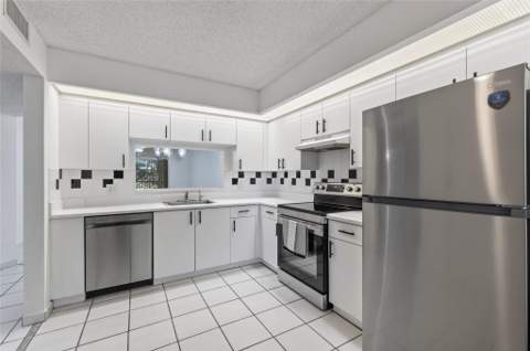 900 SW 142nd Avenue #213l, Pembroke Pines FL - photo 6 of 38