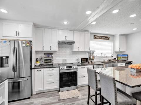 138 Lake Barbara Drive #138, West Palm Beach FL - photo 7 of 39