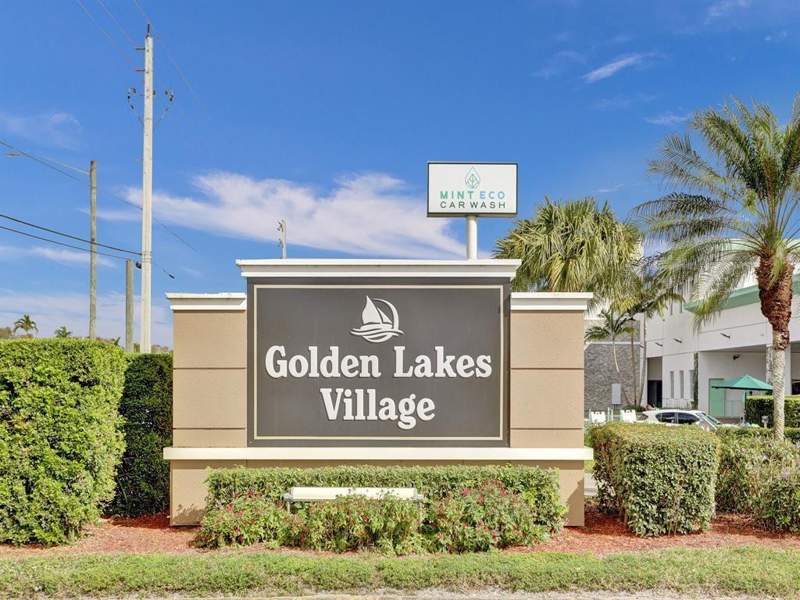 2 bedroom Condominium at 138 Lake Barbara Drive #138, Golden Lakes Village Cond, West Palm Beach — photo 2