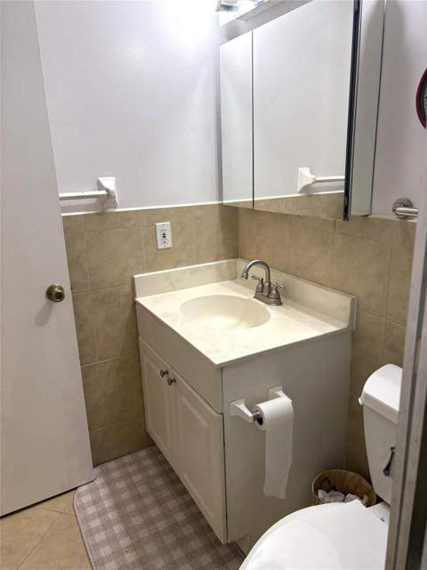 620 Tennis Club Drive #105, Fort Lauderdale FL - photo 21 of 35