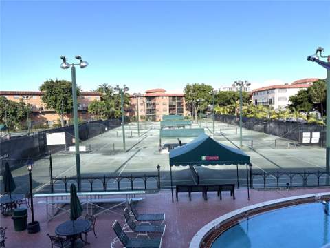 620 Tennis Club Drive #105, Fort Lauderdale FL - photo 24 of 35