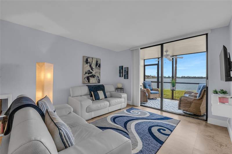 2 bedroom Condominium at 112 Lake Emerald Drive #104, LAKE EMERALD CONDOMINIUM NO, Oakland Park — photo 2