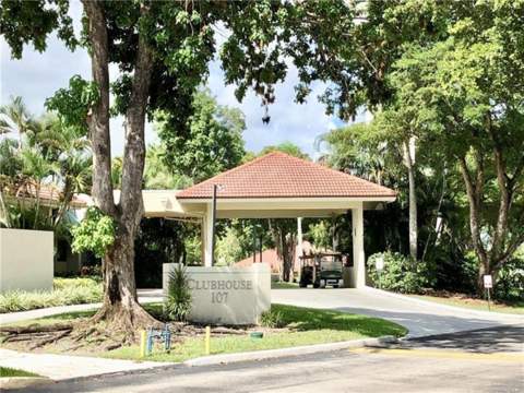 112 Lake Emerald Drive #104, Oakland Park FL - photo 17 of 32