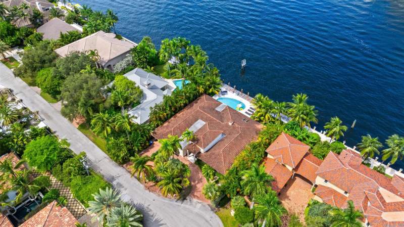 4 bedroom Single Family Residence at 2701 Aqua Vista Boulevard, Sea Island, Fort Lauderdale — photo 5