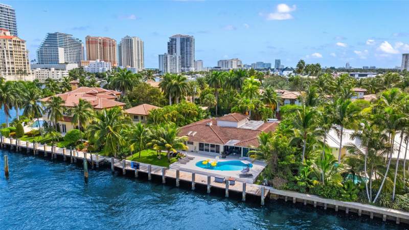 4 bedroom Single Family Residence at 2701 Aqua Vista Boulevard, Sea Island, Fort Lauderdale — photo 3