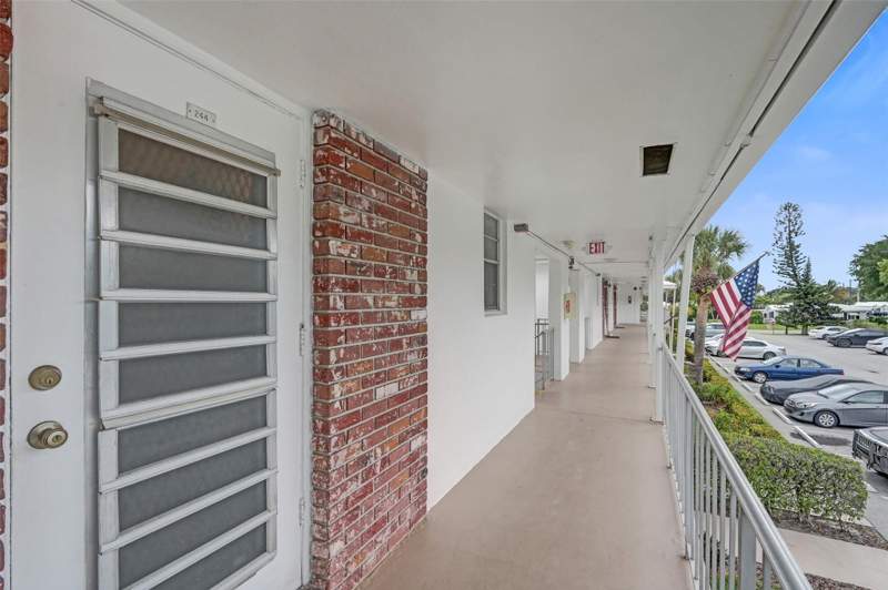 1 bedroom Condominium at 2475 W Golf Boulevard #244, Leisureville Pompano, Pompano Beach — photo 2