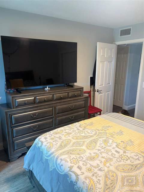 211 N Oakridge #211, Deerfield Beach FL - photo 6 of 23