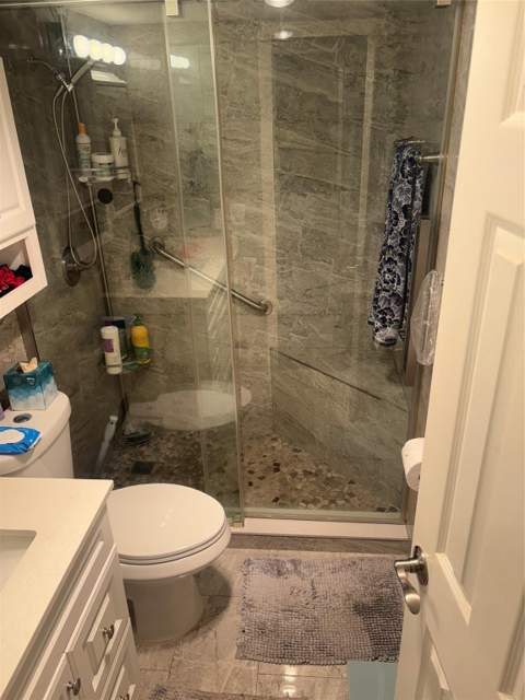 211 N Oakridge #211, Deerfield Beach FL - photo 7 of 23
