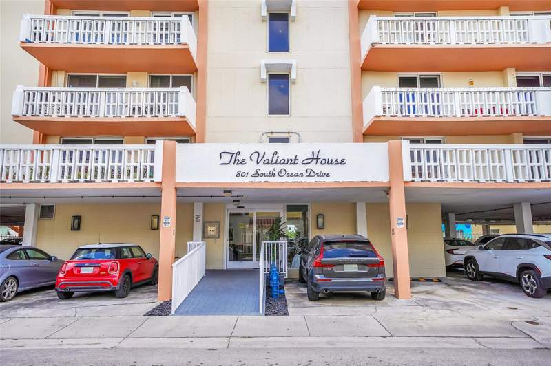 1 bedroom Condominium at 801 S Ocean Drive #605, Valiant House, Hollywood — photo 2