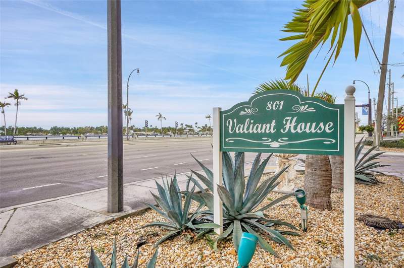 1 bedroom Condominium at 801 S Ocean Drive #605, Valiant House, Hollywood — photo 3