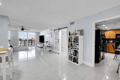 801 S Ocean Drive #605, Hollywood FL - photo 20 of 65