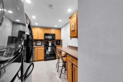 801 S Ocean Drive #605, Hollywood FL - photo 21 of 65