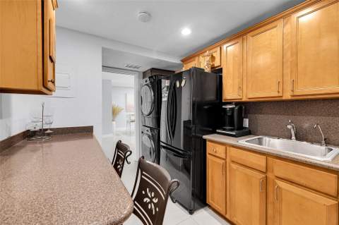 801 S Ocean Drive #605, Hollywood FL - photo 22 of 65